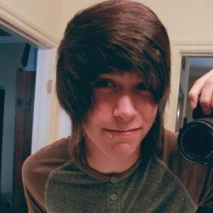 Meet your Posher, Cameron